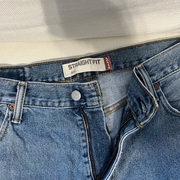 Vintage Levi’s 505 - Picture 2 of 3